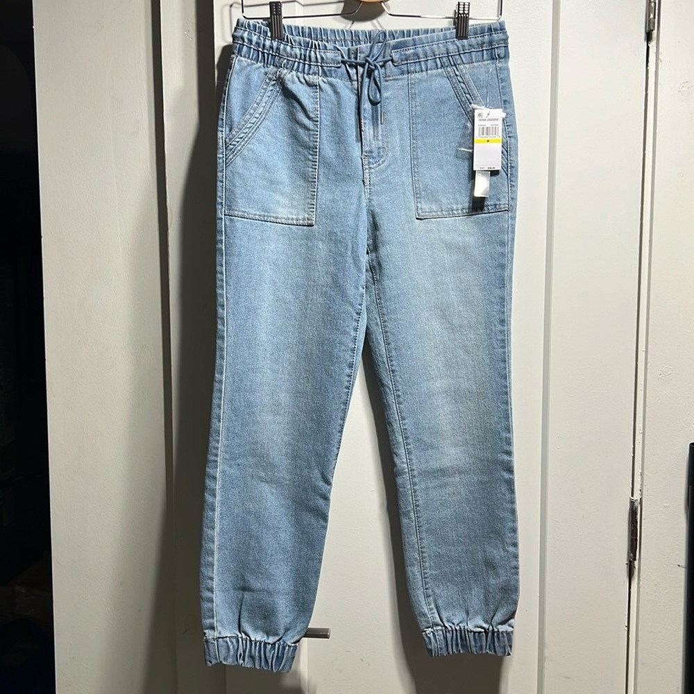 Tinseltown x Macy’s NWT light wash denim jogger jeans